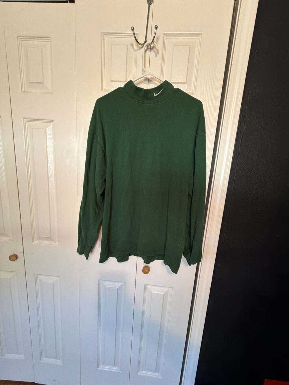 Nike Team Mock Neck Long Sleeve Size L Green Vintage